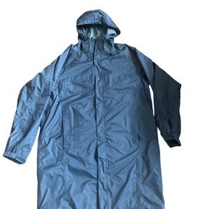 NWOT Rain Gear Jacket, LLBean, new Condition. Never Been Worn.